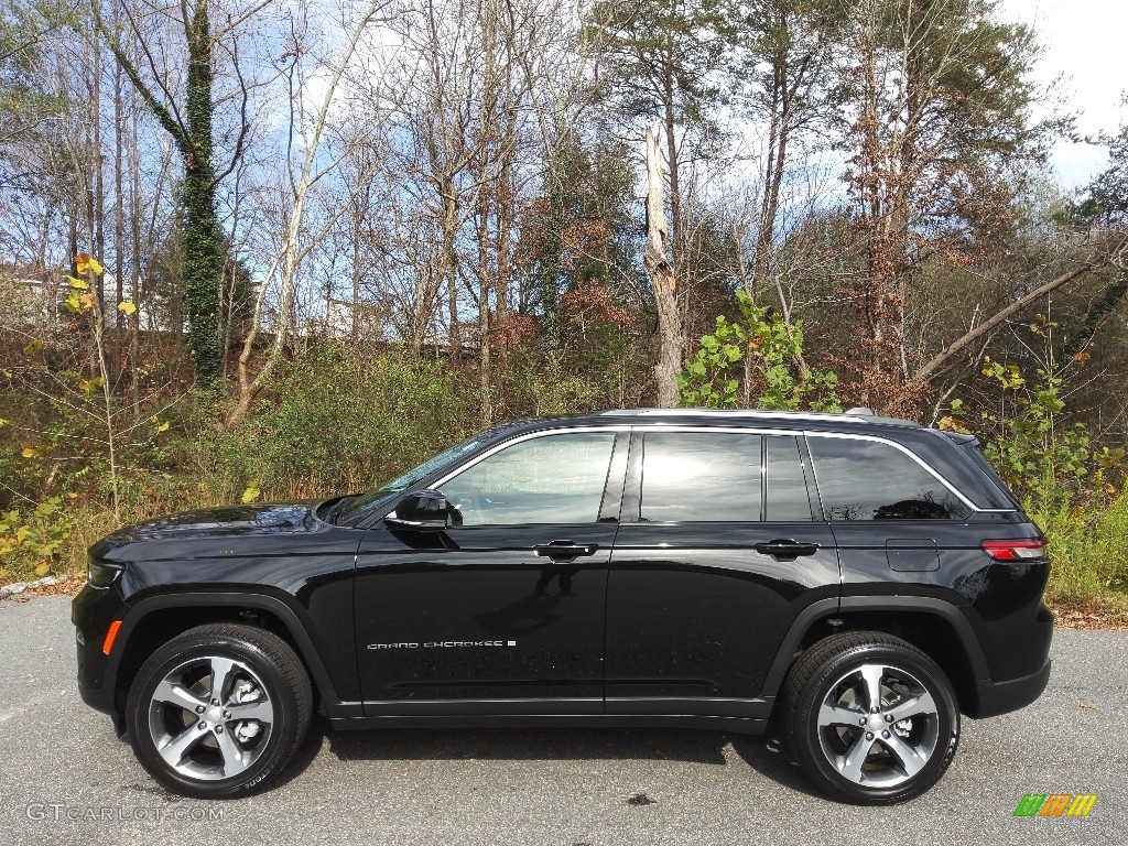 Diamond Black Crystal Pearl 2023 Jeep Grand Cherokee Limited 4x4 Exterior Photo #145185144