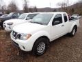 Glacier White - Frontier SV King Cab 4x4 Photo No. 7