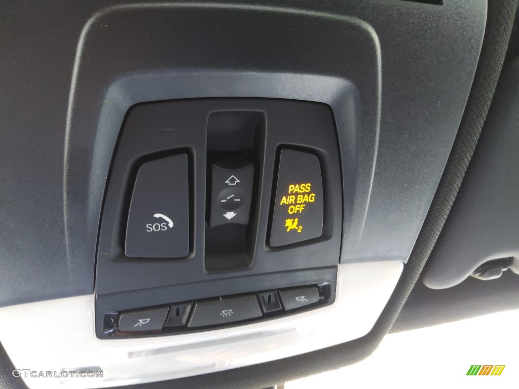 2018 BMW M4 Coupe Controls Photo #145185312