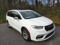 Bright White - Pacifica Limited AWD Photo No. 4