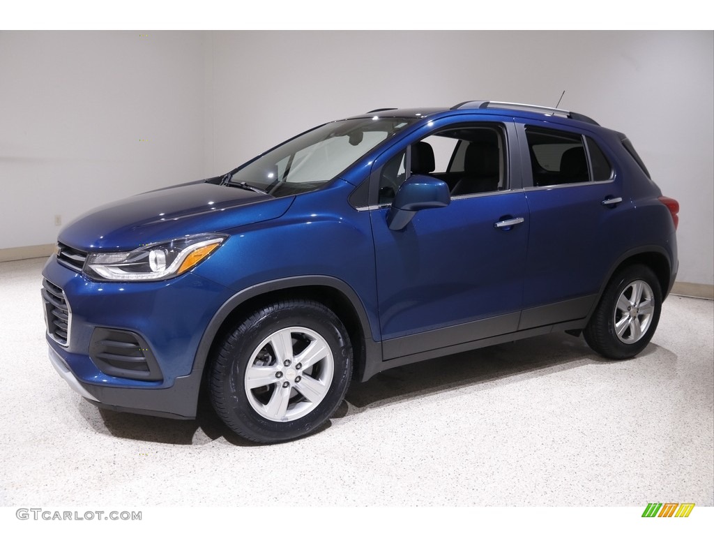 2020 Trax LT - Pacific Blue Metallic / Jet Black photo #3