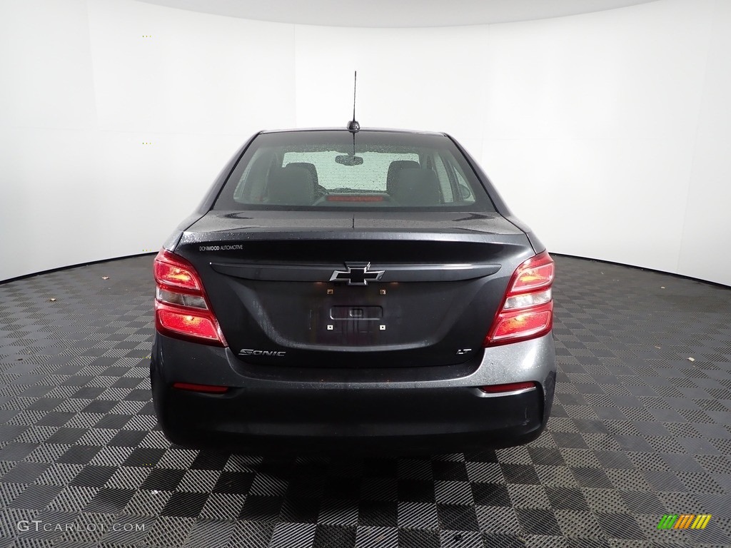 2018 Sonic LT Sedan - Nightfall Gray Metallic / Jet Black photo #7
