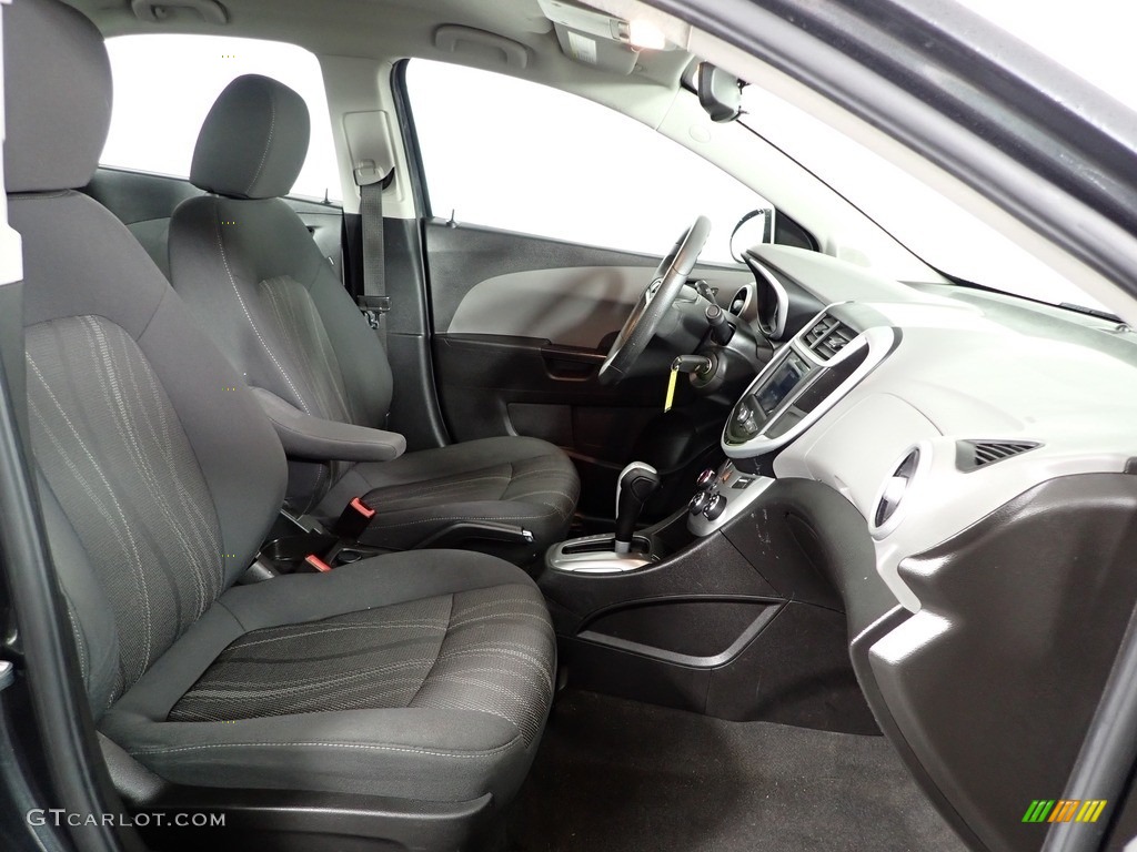 2018 Sonic LT Sedan - Nightfall Gray Metallic / Jet Black photo #25
