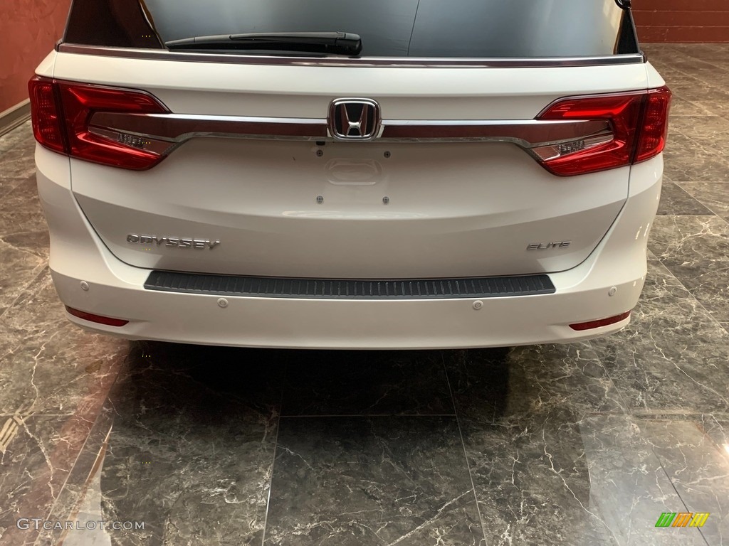 2019 Odyssey Elite - White Diamond Pearl / Beige photo #5