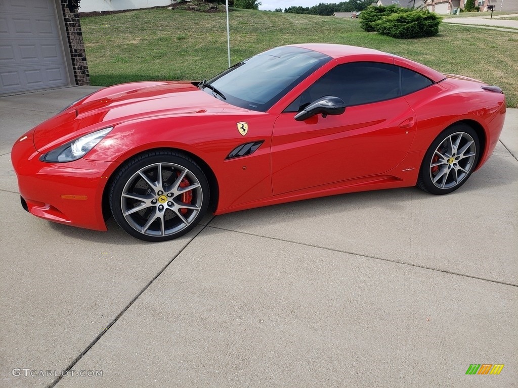 Rosso Corsa (Red) 2010 Ferrari California Standard California Model Exterior Photo #145190367