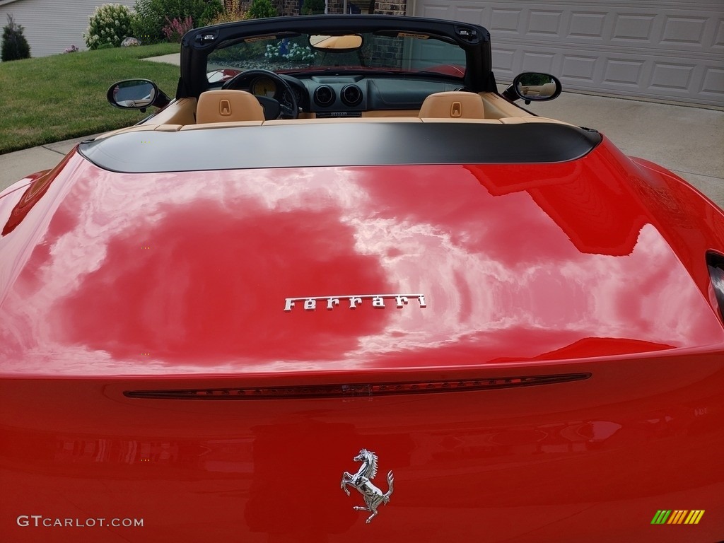2010 Ferrari California Standard California Model Marks and Logos Photo #145190442