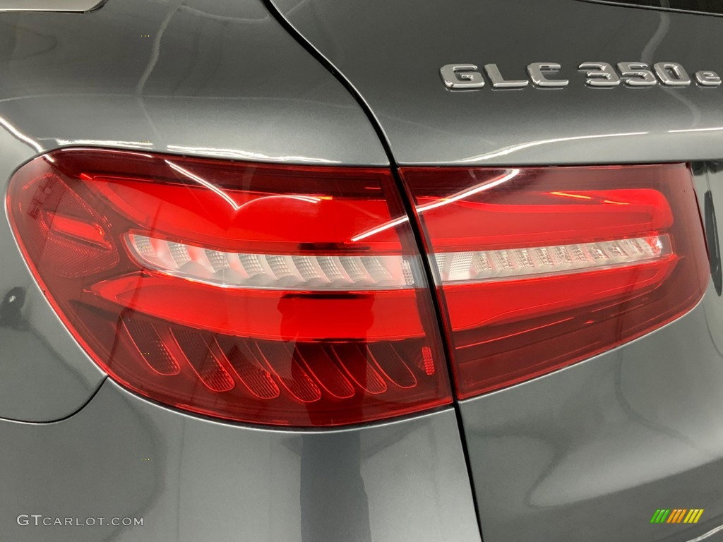 2019 GLC 350e 4Matic - Selenite Grey Metallic / Black photo #12