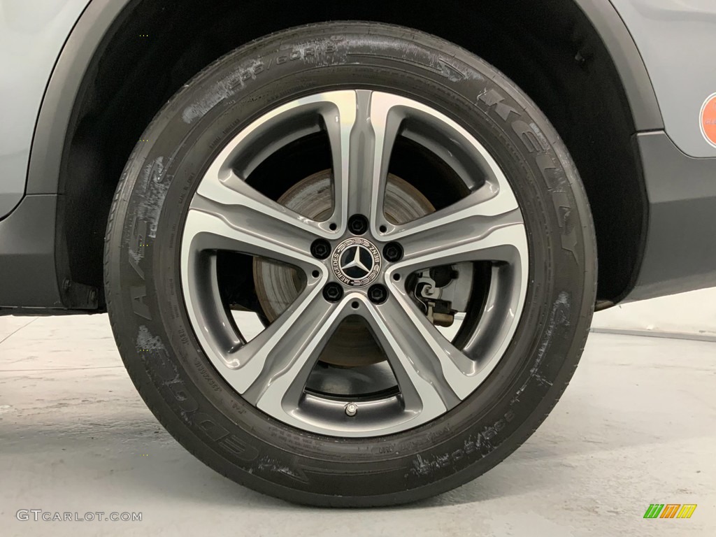 2019 GLC 350e 4Matic - Selenite Grey Metallic / Black photo #19