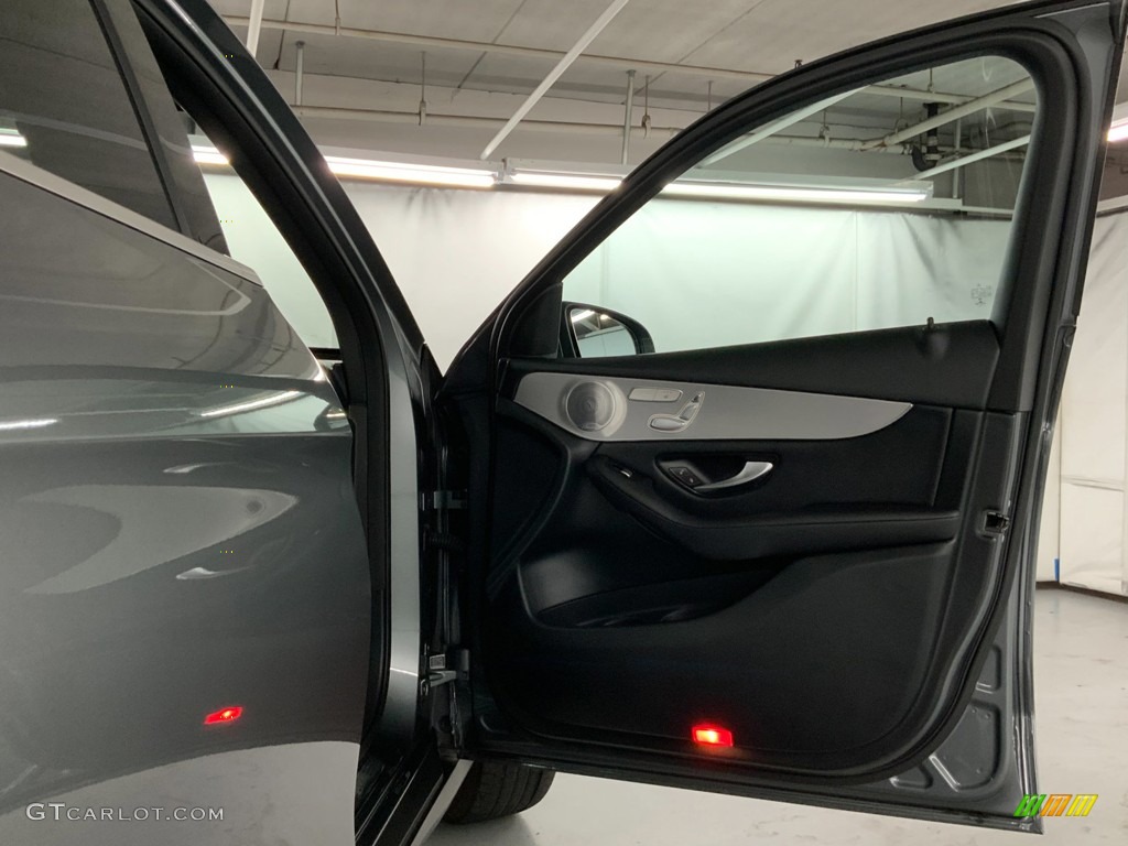 2019 GLC 350e 4Matic - Selenite Grey Metallic / Black photo #31
