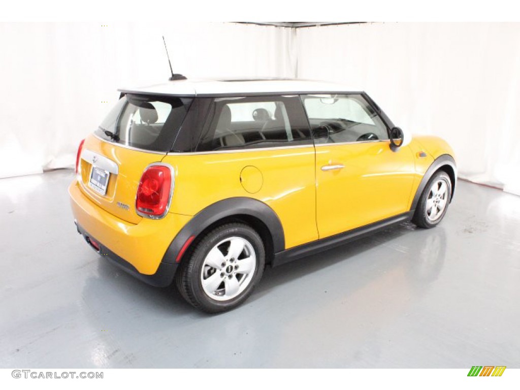 2014 Cooper Hardtop - Volcanic Orange / Carbon Black photo #5