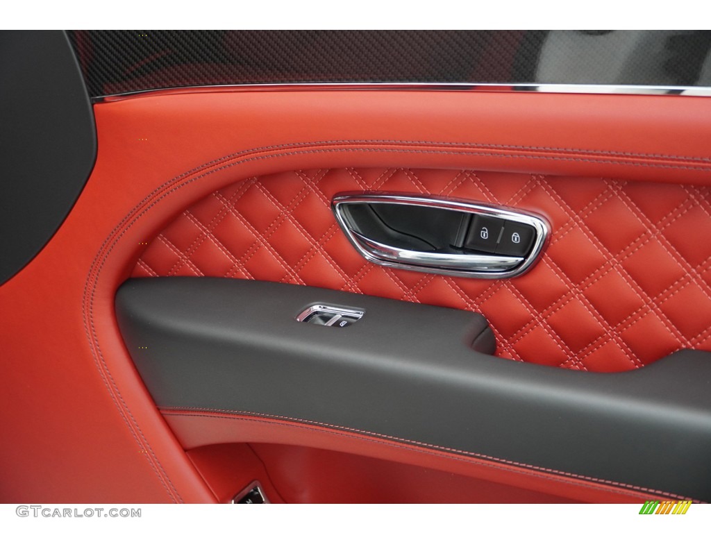 2021 Bentley Bentayga V8 Hotspur Door Panel Photo #145194325