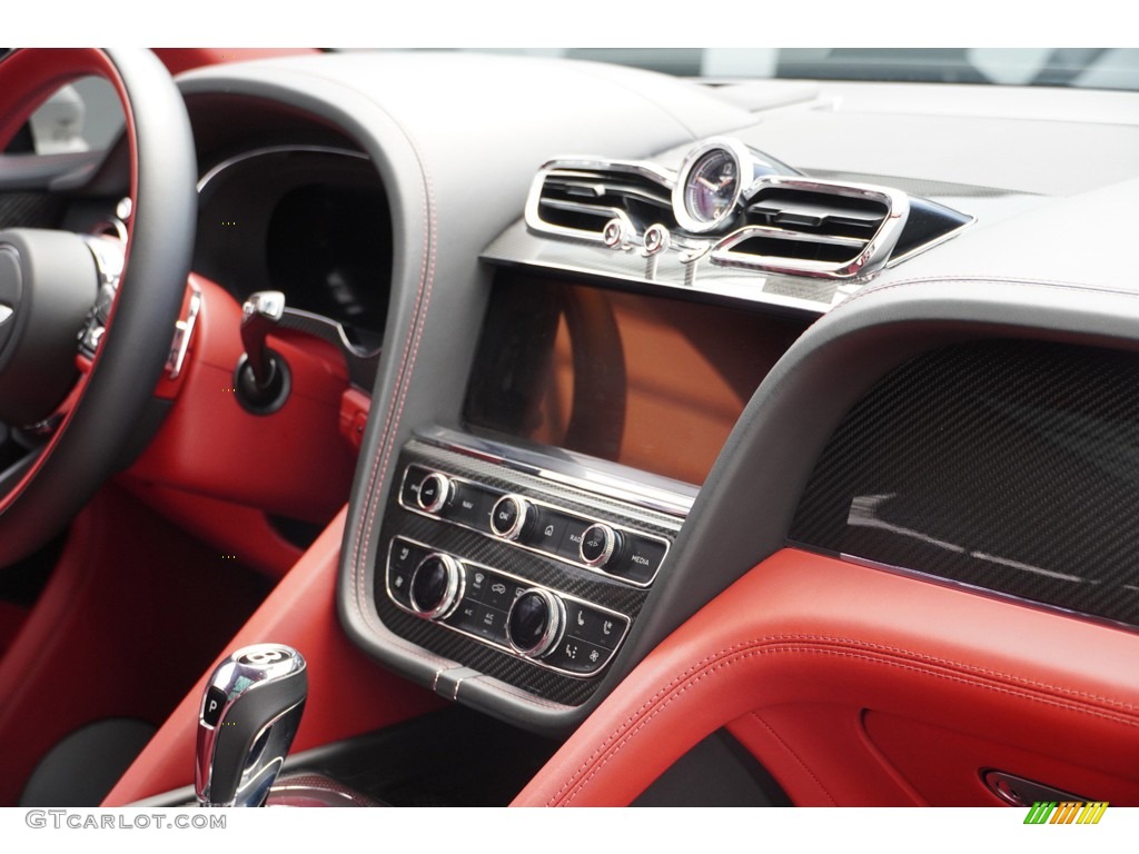 2021 Bentley Bentayga V8 Controls Photo #145194382