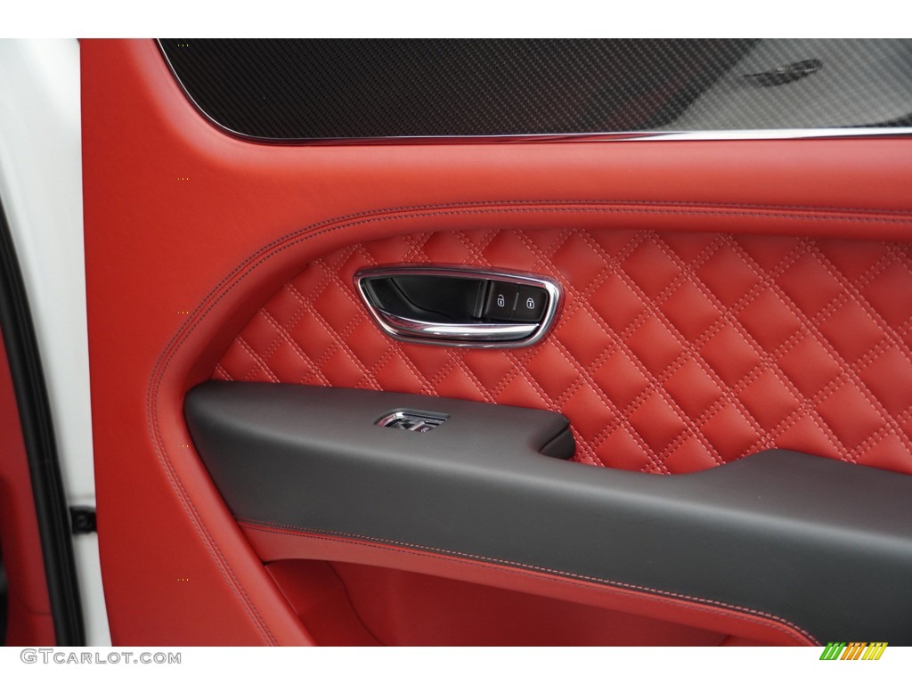 2021 Bentley Bentayga V8 Hotspur Door Panel Photo #145194595