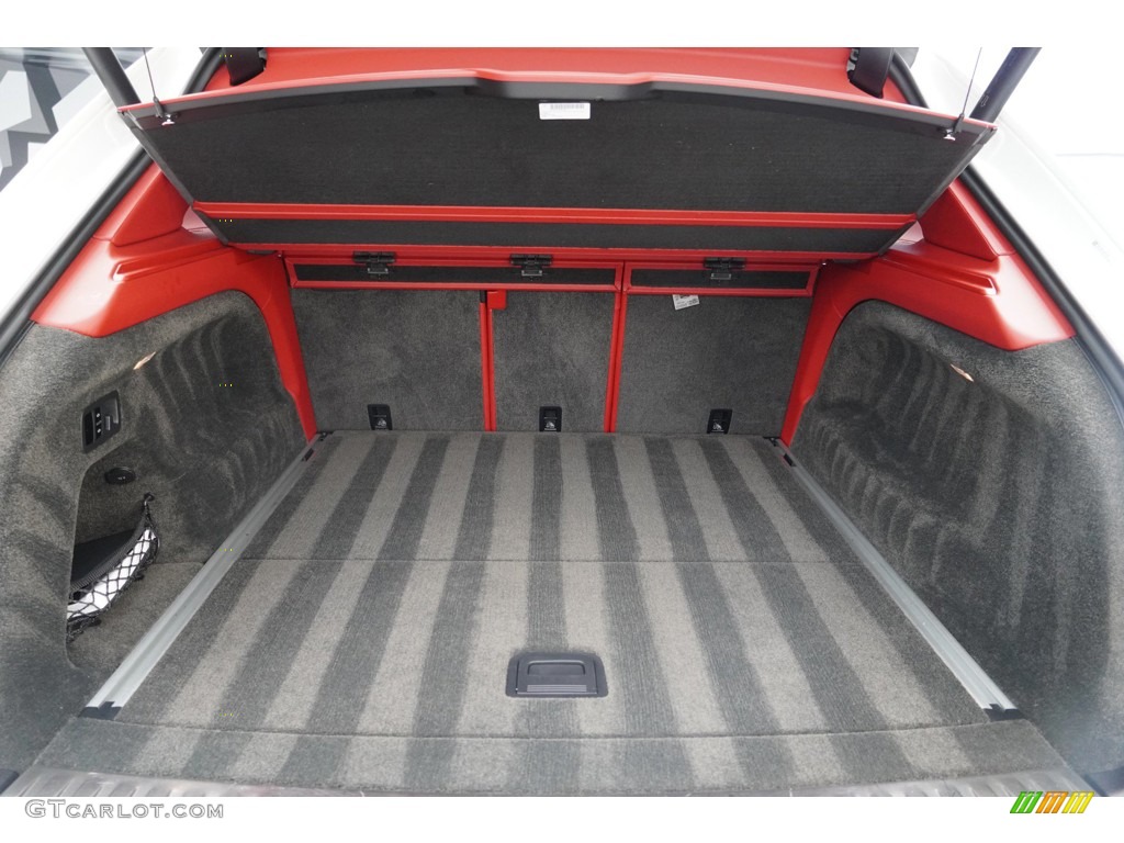 2021 Bentley Bentayga V8 Trunk Photo #145194673