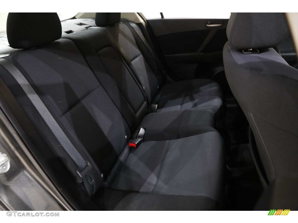 2010 MAZDA3 i Touring 4 Door - Graphite Mica / Black photo #17