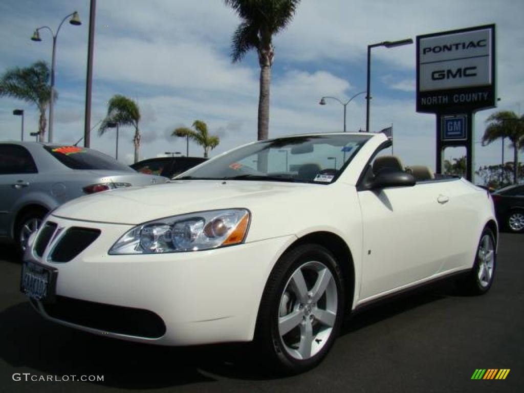 Ivory White Pontiac G6