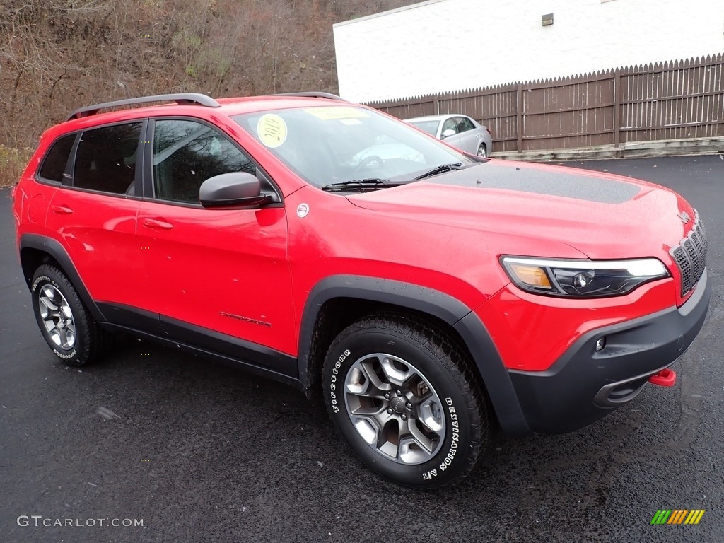 2019 Cherokee Trailhawk 4x4 - Firecracker Red / Black photo #8
