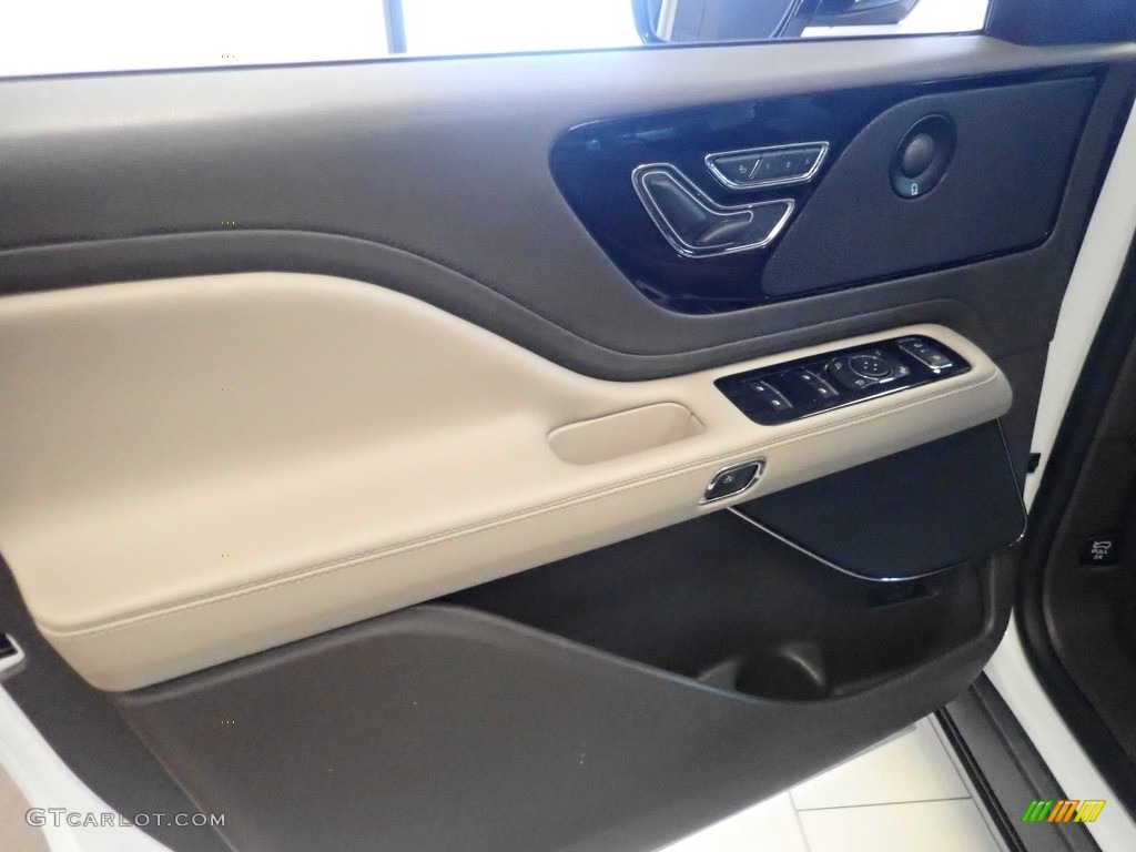 2022 Lincoln Aviator Reserve AWD Sandstone Door Panel Photo #145200992