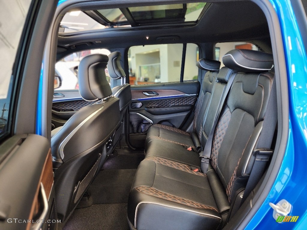 Global Black Interior 2022 Jeep Grand Cherokee Summit 4XE Hybrid Photo #145201016