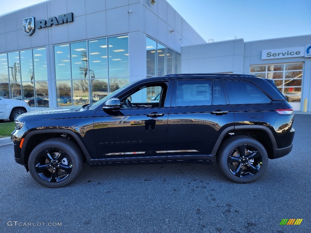 Diamond Black Crystal Pearl 2023 Jeep Grand Cherokee Laredo 4x4 Exterior Photo #145201573