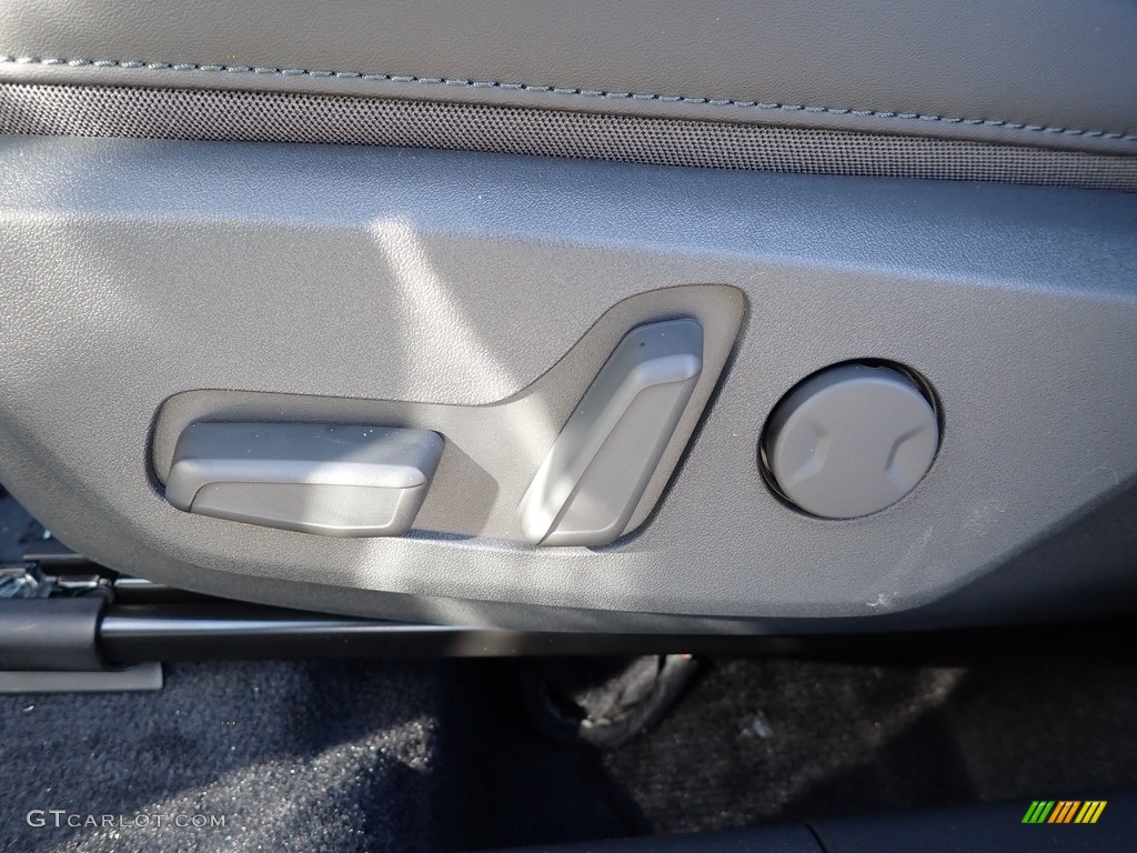 2023 Niro SX Hybrid - Snow White Pearl / Charcoal photo #19