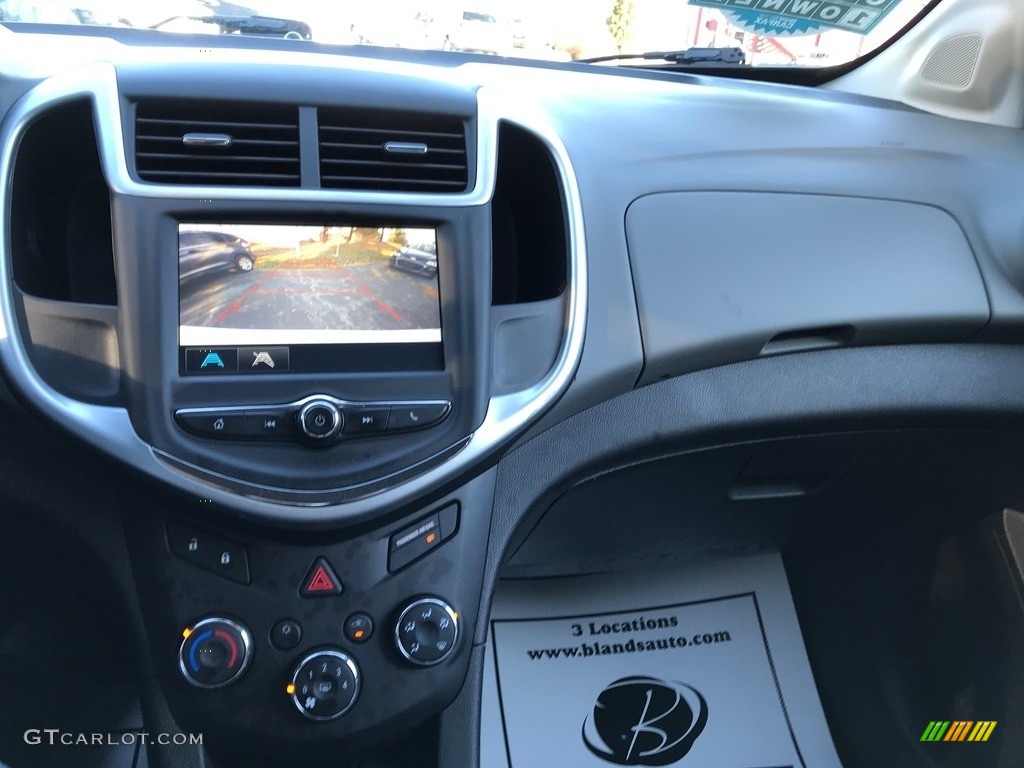2017 Sonic LT Hatchback - Summit White / Jet Black/Dark Titanium photo #18