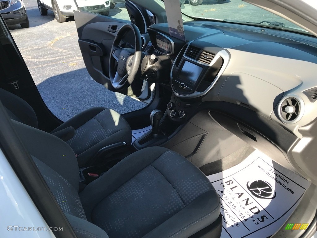 2017 Sonic LT Hatchback - Summit White / Jet Black/Dark Titanium photo #24