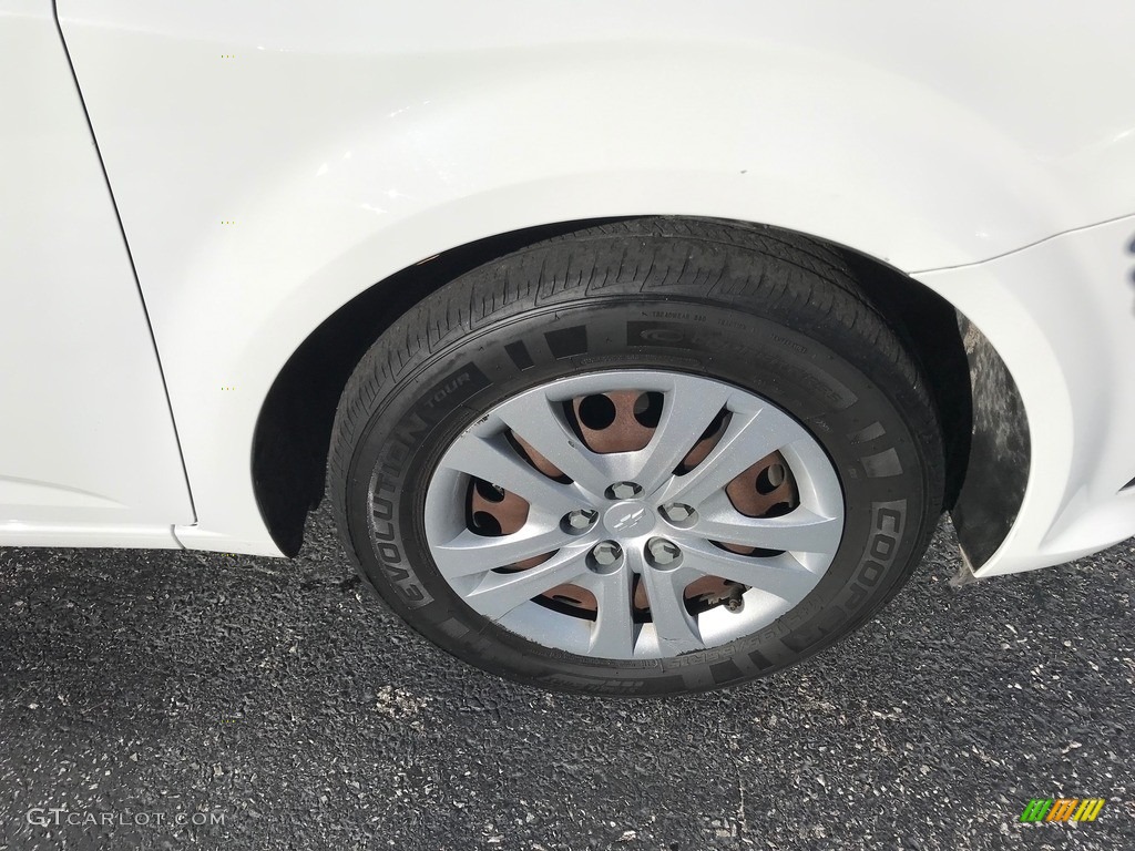 2017 Sonic LT Hatchback - Summit White / Jet Black/Dark Titanium photo #25