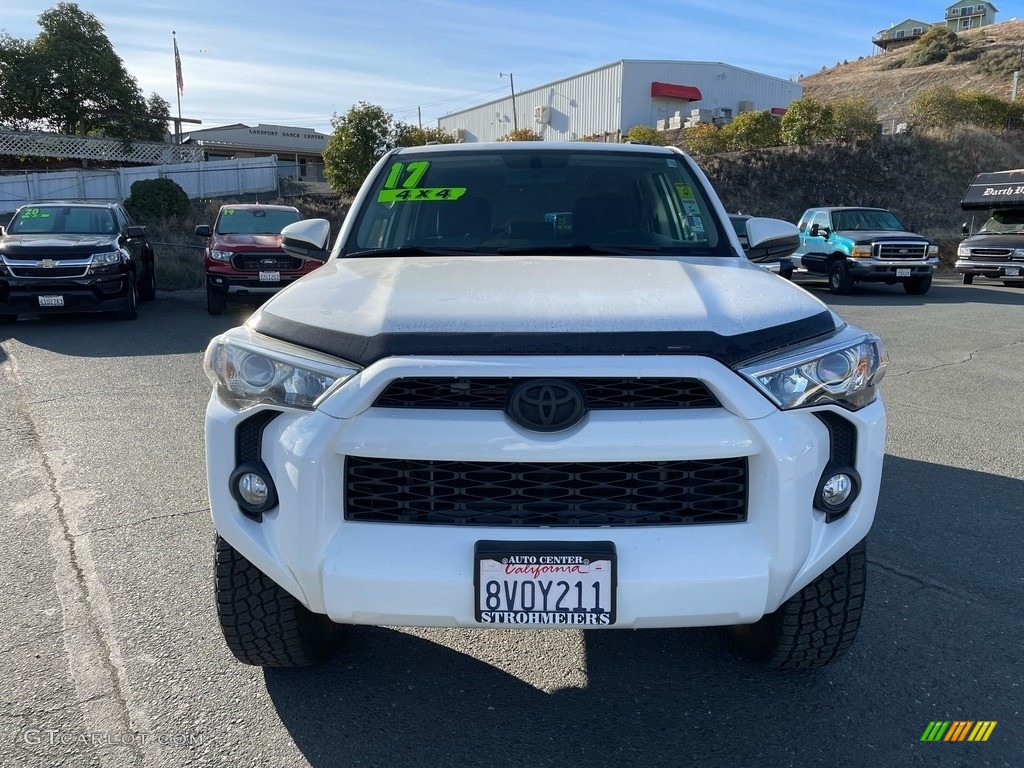 2017 4Runner SR5 4x4 - Super White / Graphite photo #2