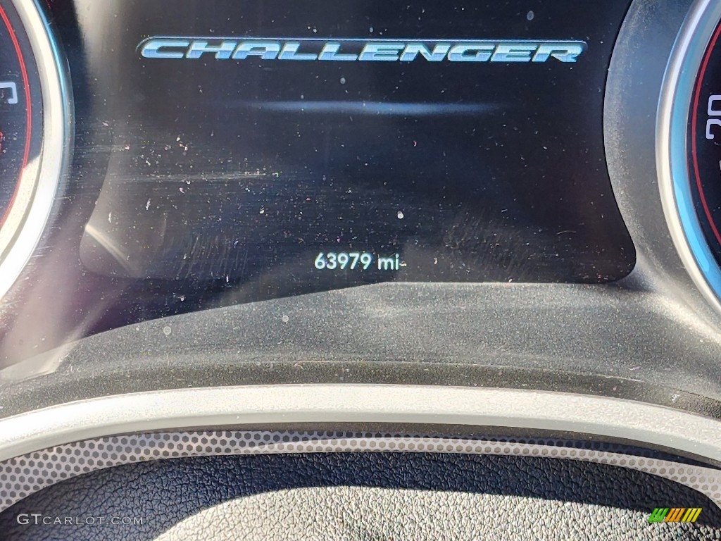 2018 Challenger SXT - Torred / Black photo #2