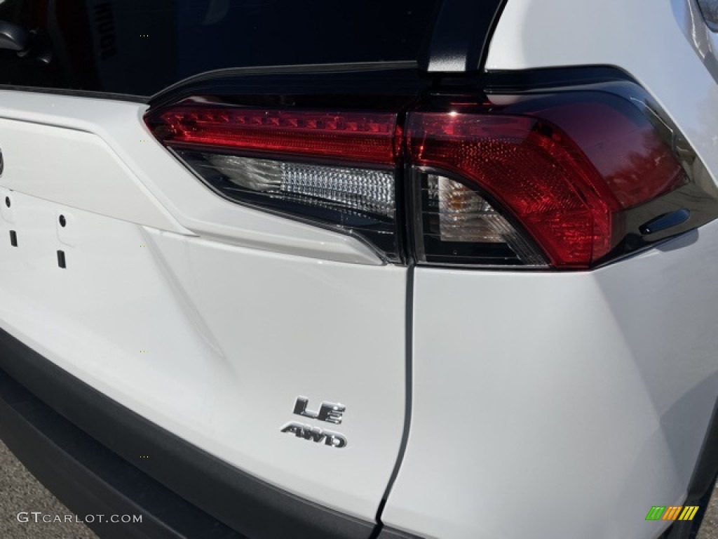 2023 Toyota RAV4 LE AWD Marks and Logos Photos