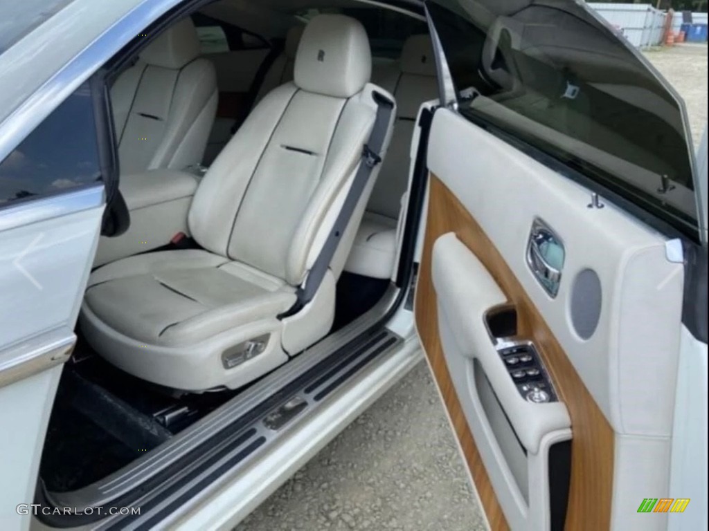 2015 Rolls-Royce Wraith Standard Wraith Model Interior Color Photos