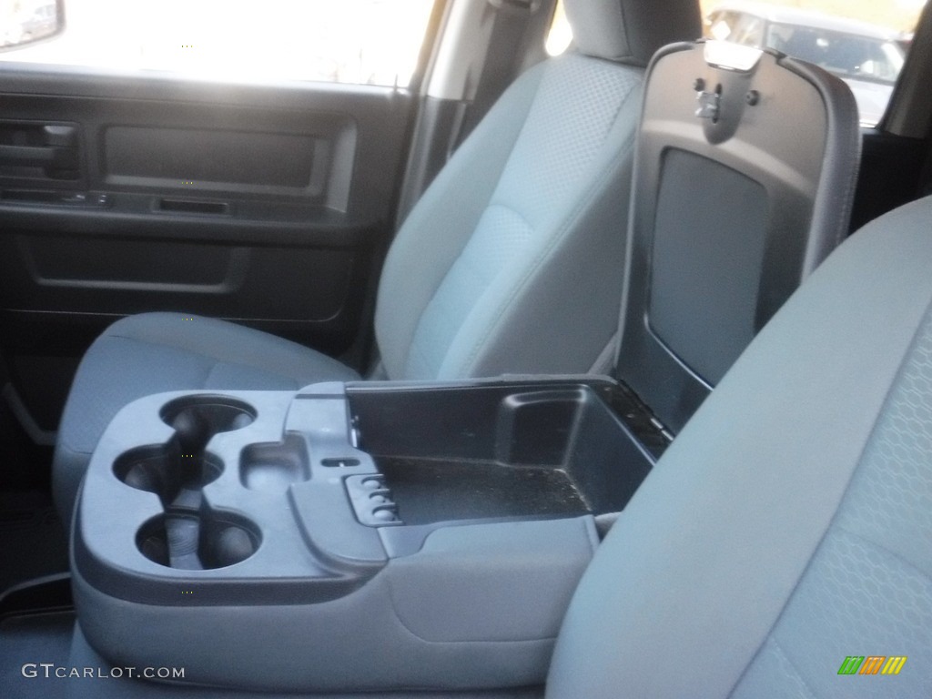 2014 1500 Express Crew Cab 4x4 - Bright Silver Metallic / Black/Diesel Gray photo #25