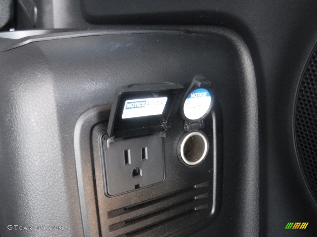 2021 4Runner TRD Pro 4x4 - Lunar Rock / Black photo #32