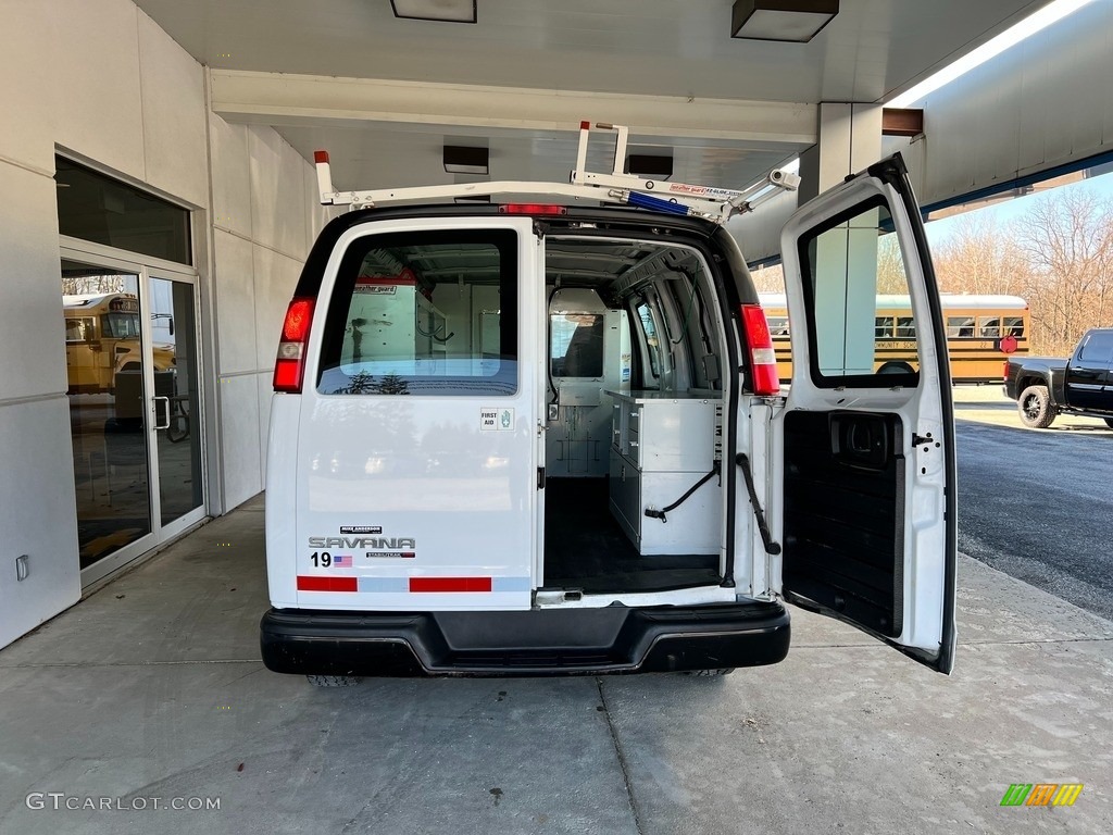 2014 Savana Van 1500 AWD Cargo - Summit White / Neutral photo #9