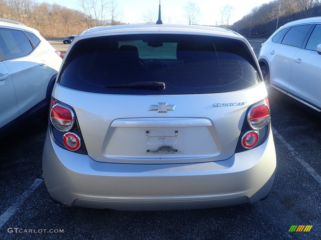 2012 Sonic LT Hatch - Silver Ice Metallic / Jet Black/Dark Titanium photo #3