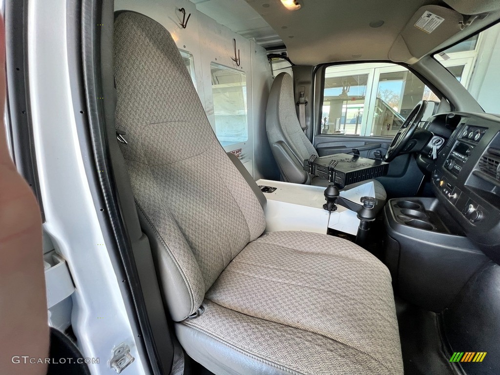 2014 Savana Van 1500 AWD Cargo - Summit White / Neutral photo #24