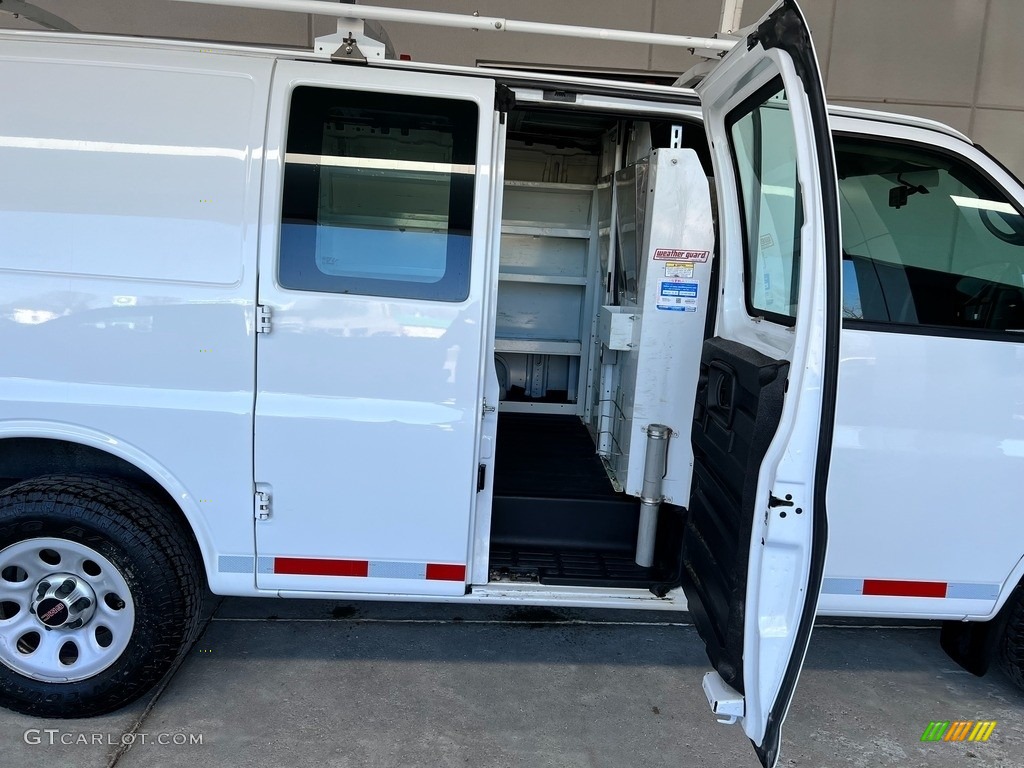 2014 Savana Van 1500 AWD Cargo - Summit White / Neutral photo #26