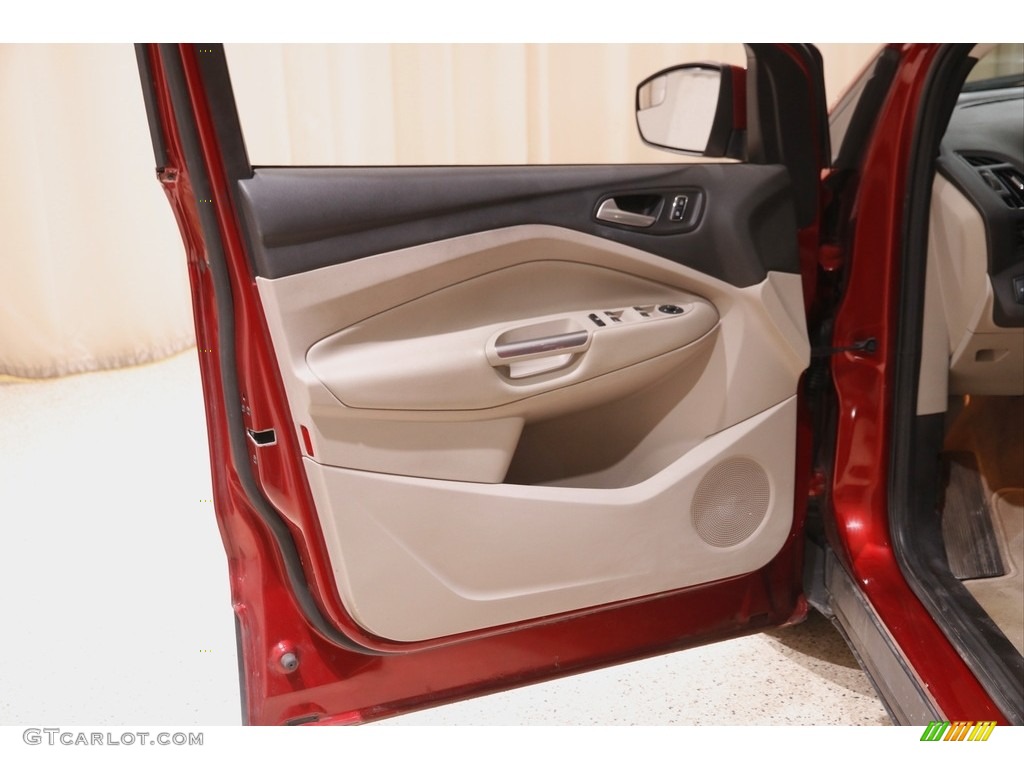 2015 Escape SE - Ruby Red Metallic / Medium Light Stone photo #4