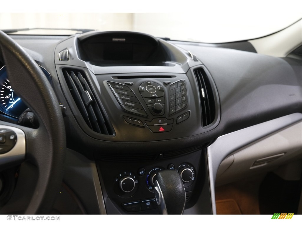 2015 Escape SE - Ruby Red Metallic / Medium Light Stone photo #9