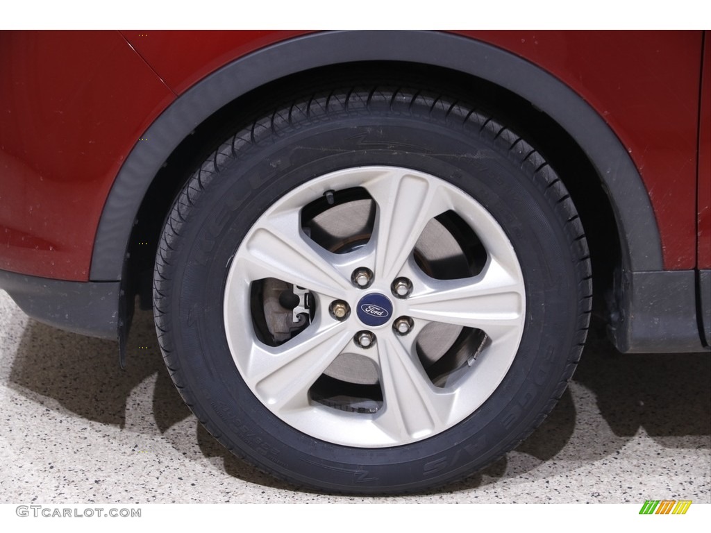 2015 Escape SE - Ruby Red Metallic / Medium Light Stone photo #19