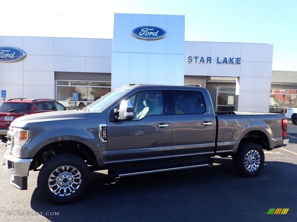 2022 F250 Super Duty XLT Crew Cab 4x4 - Carbonized Gray / Medium Earth Gray photo #1