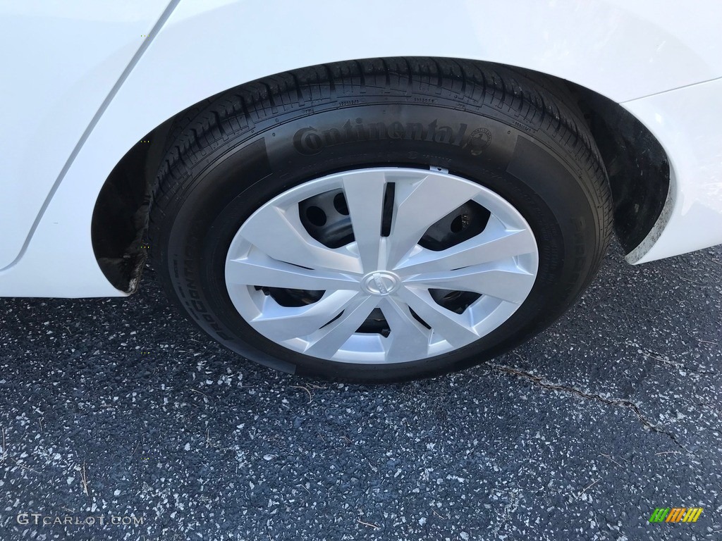2021 Nissan Versa S Wheel Photo #145219613