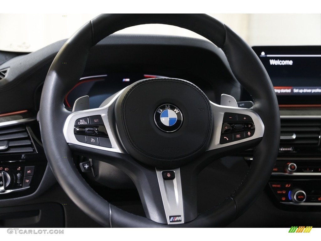 2020 BMW 5 Series 540i xDrive Sedan Steering Wheel Photos