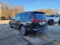 2022 Brilliant Black Crystal Pearl Chrysler Pacifica Hybrid Touring L  photo #4