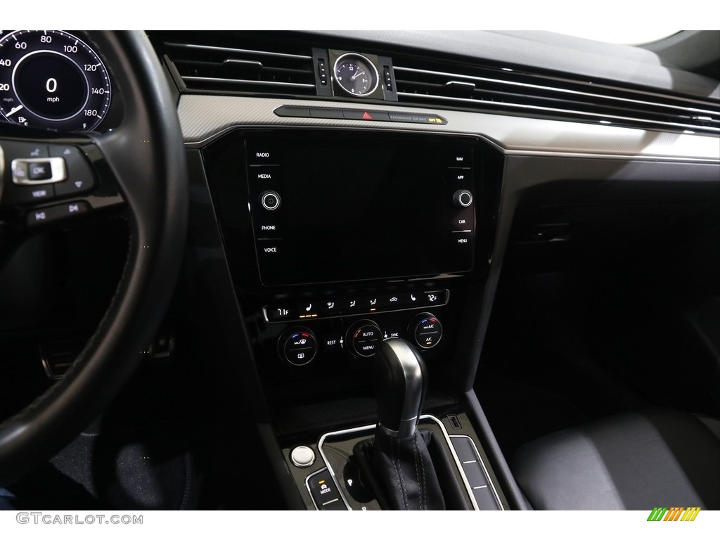2019 Volkswagen Arteon SEL R-Line Controls Photo #145222410