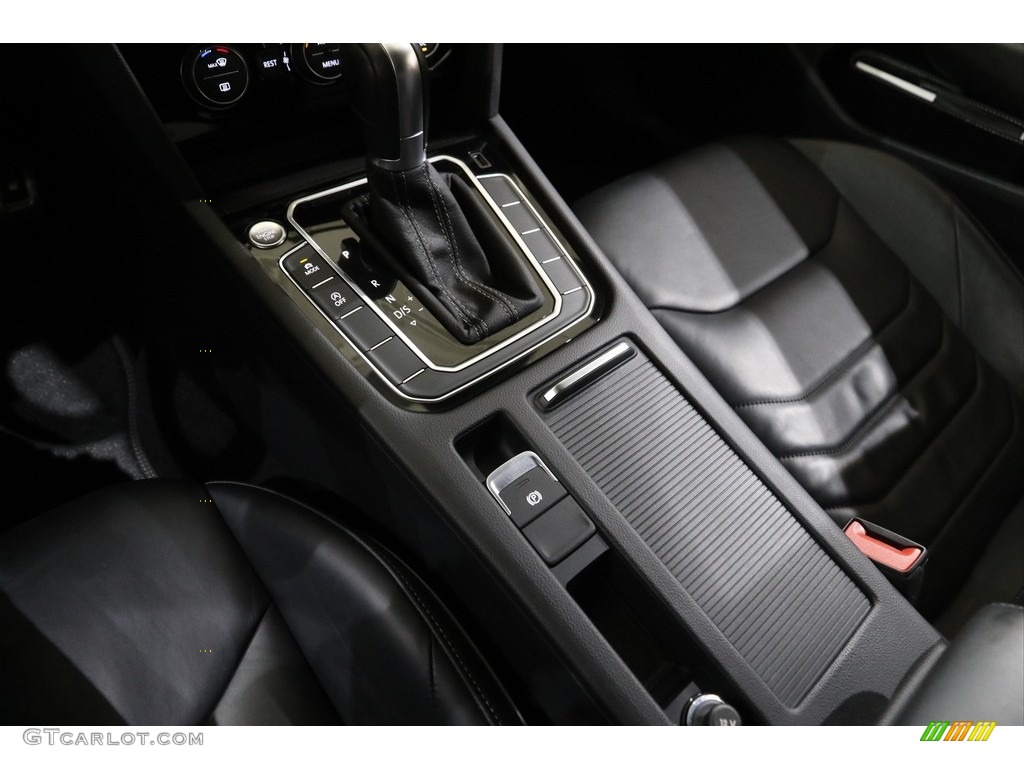 2019 Volkswagen Arteon SEL R-Line Transmission Photos