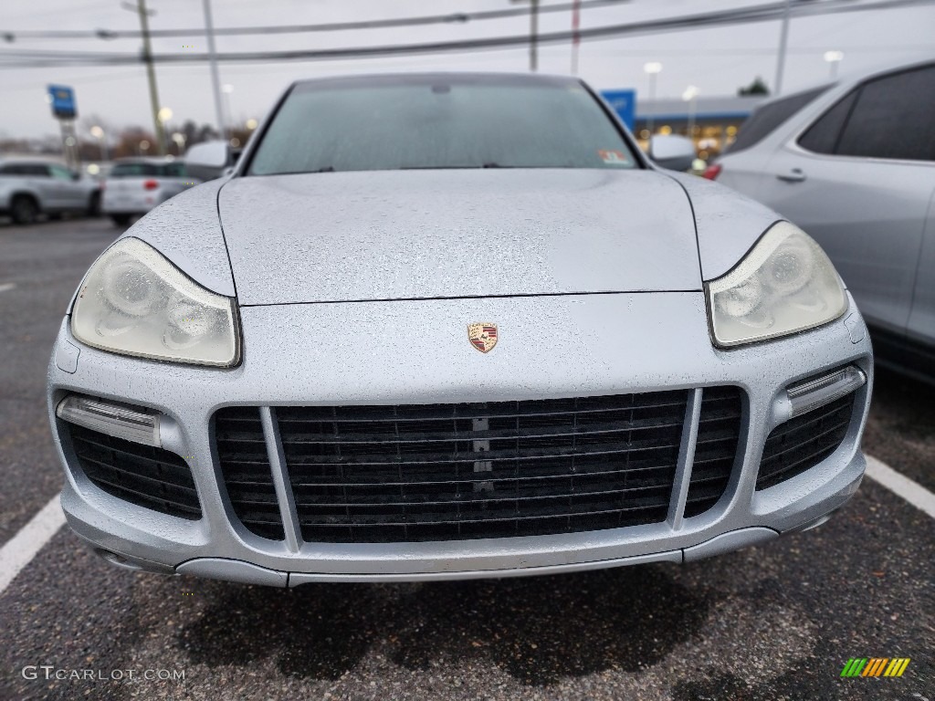 2009 Cayenne GTS - Crystal Silver Metallic / Black photo #2