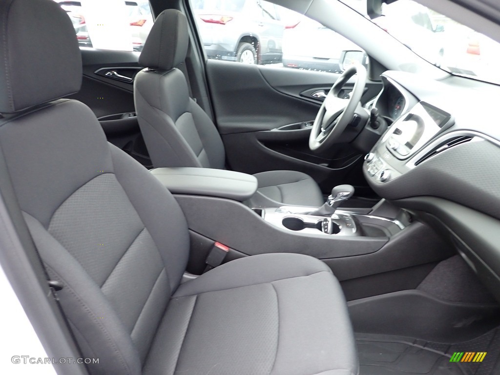 2022 Chevrolet Malibu LT Front Seat Photos