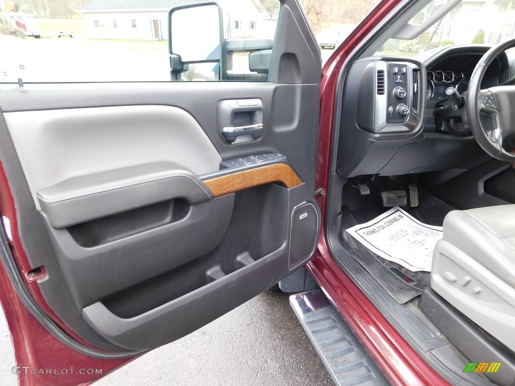2017 Chevrolet Silverado 2500HD LTZ Crew Cab 4x4 Dark Ash/Jet Black Door Panel Photo #145223661
